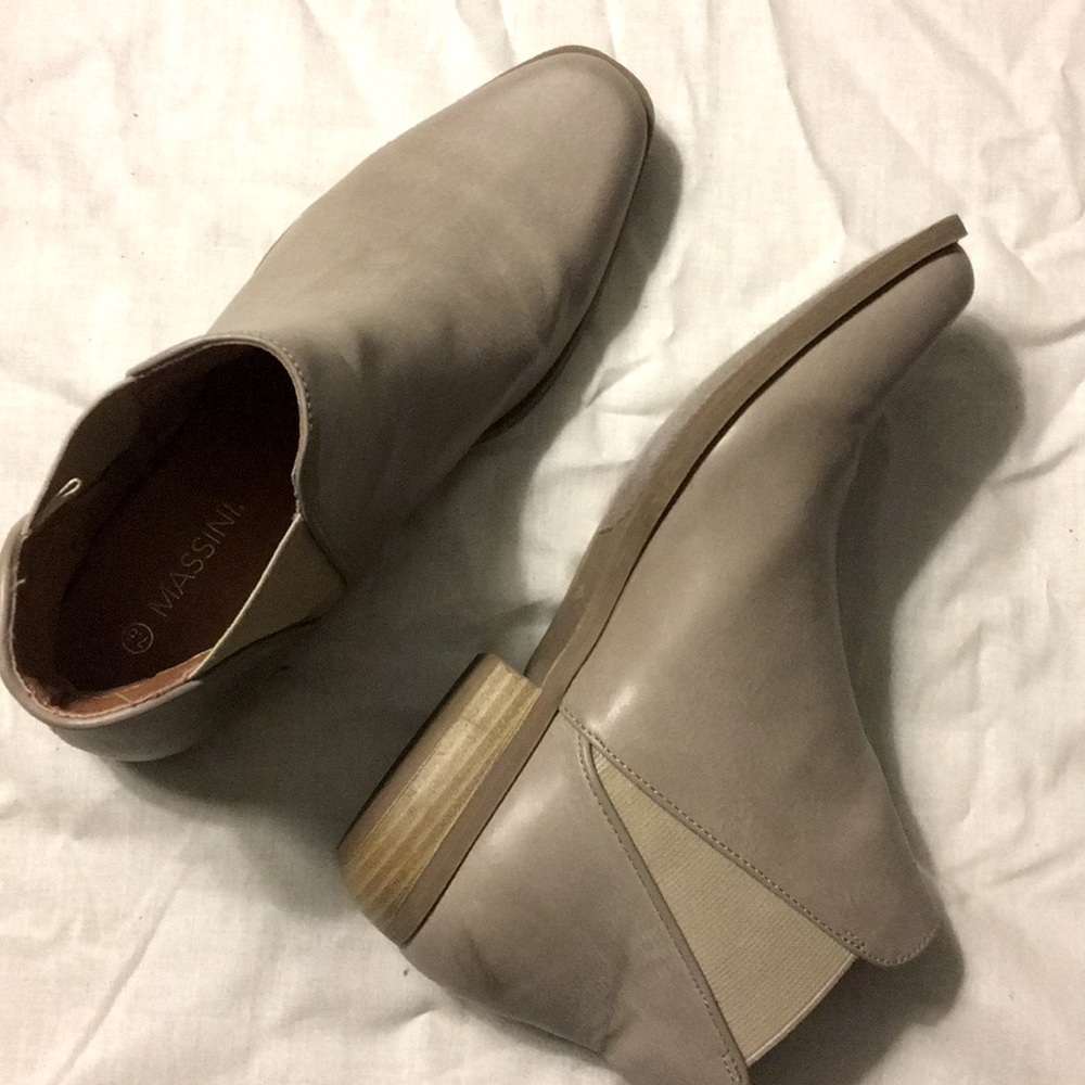 Massini women’s ankle boots